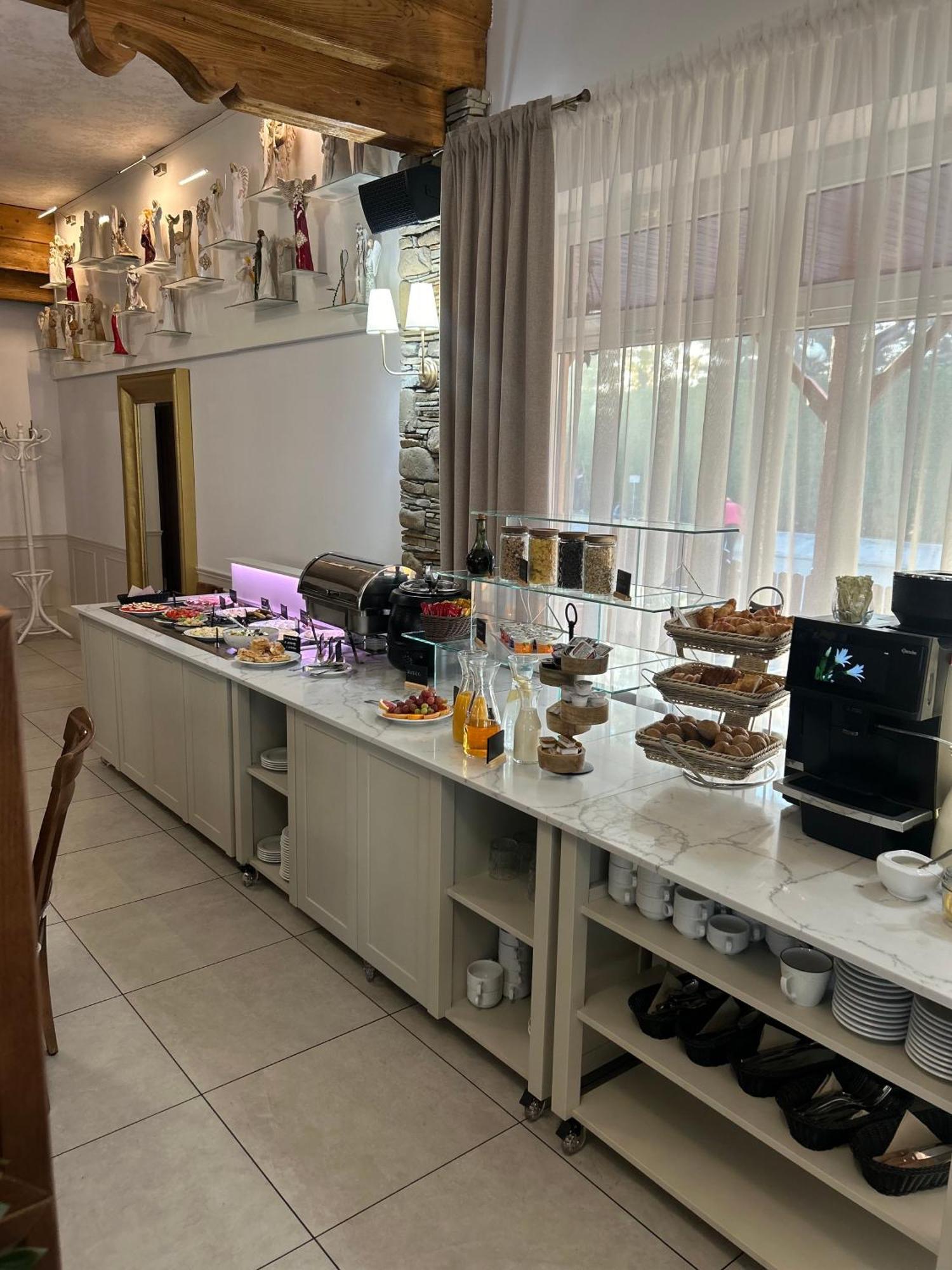 Hotel Nad Raba - Bochnia Esterno foto